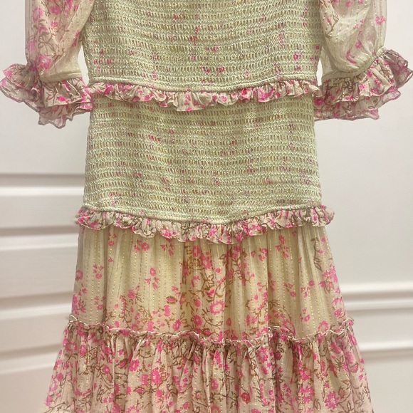 Hemant &Nandita Dress - Picture 4 of 7